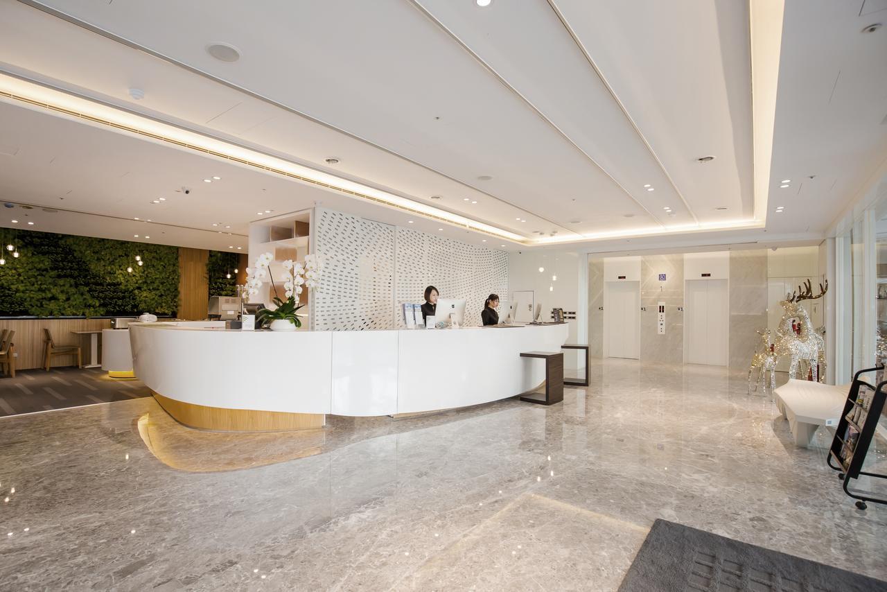 Hotel The Carlton Taichung Exterior foto