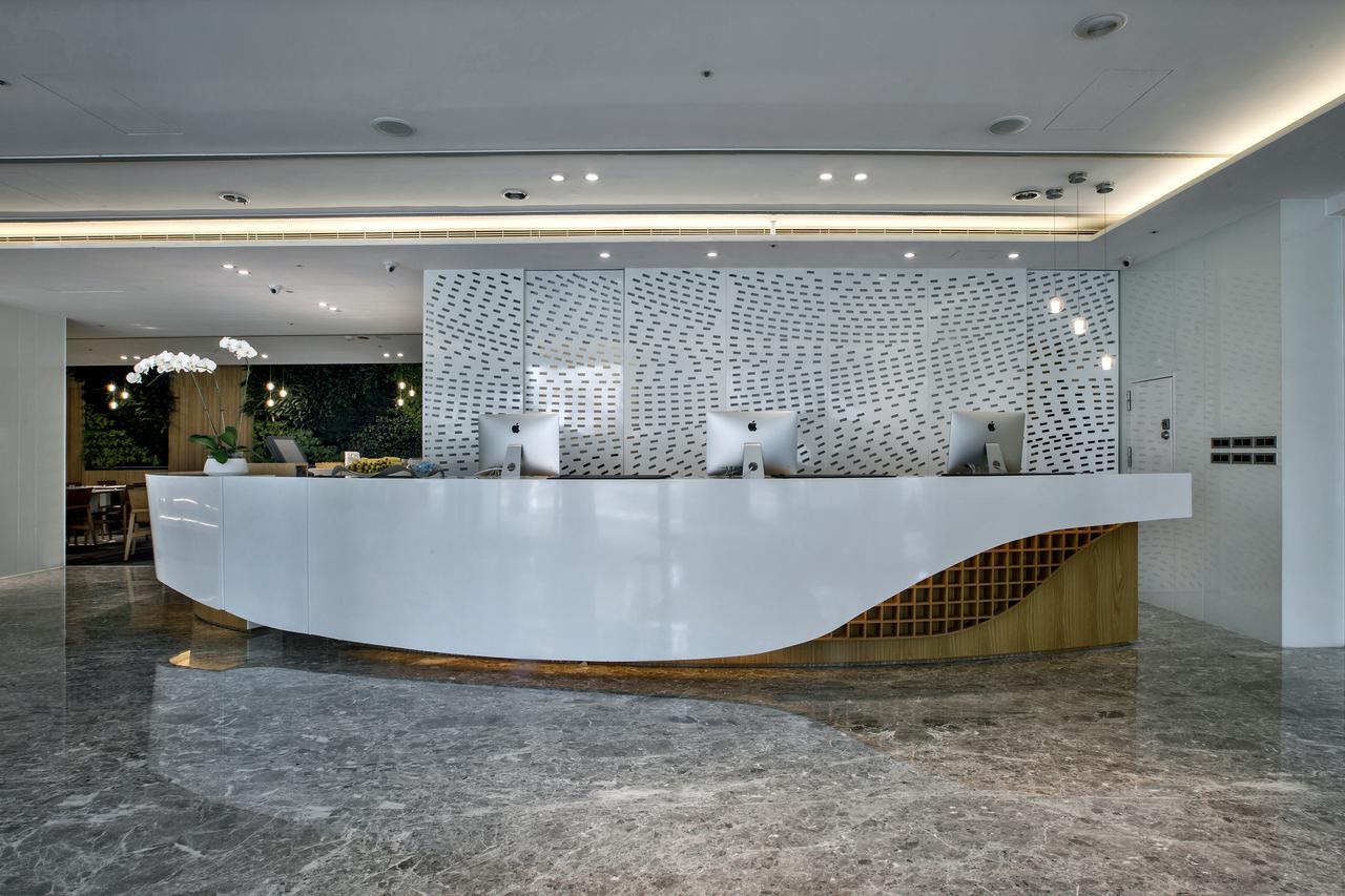 Hotel The Carlton Taichung Exterior foto
