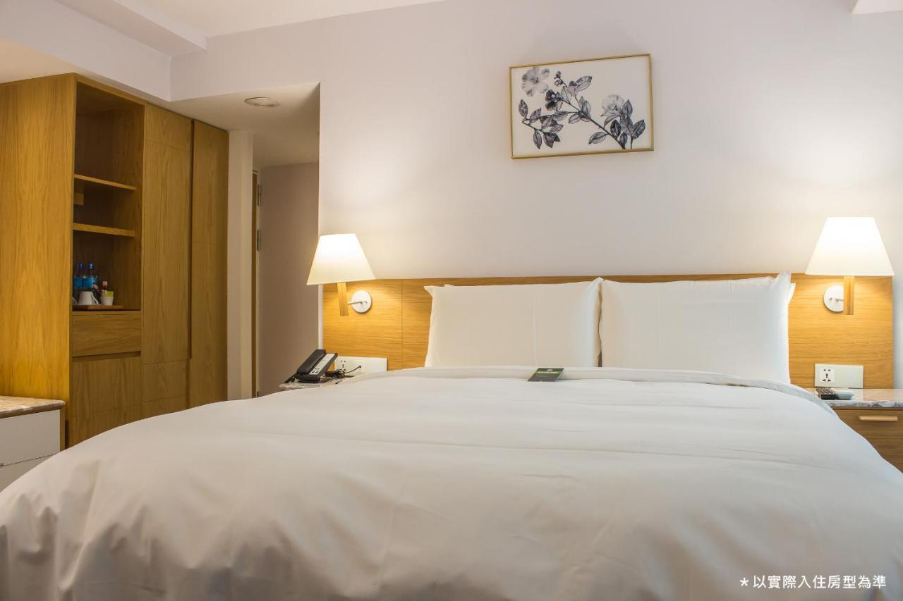 Hotel The Carlton Taichung Exterior foto