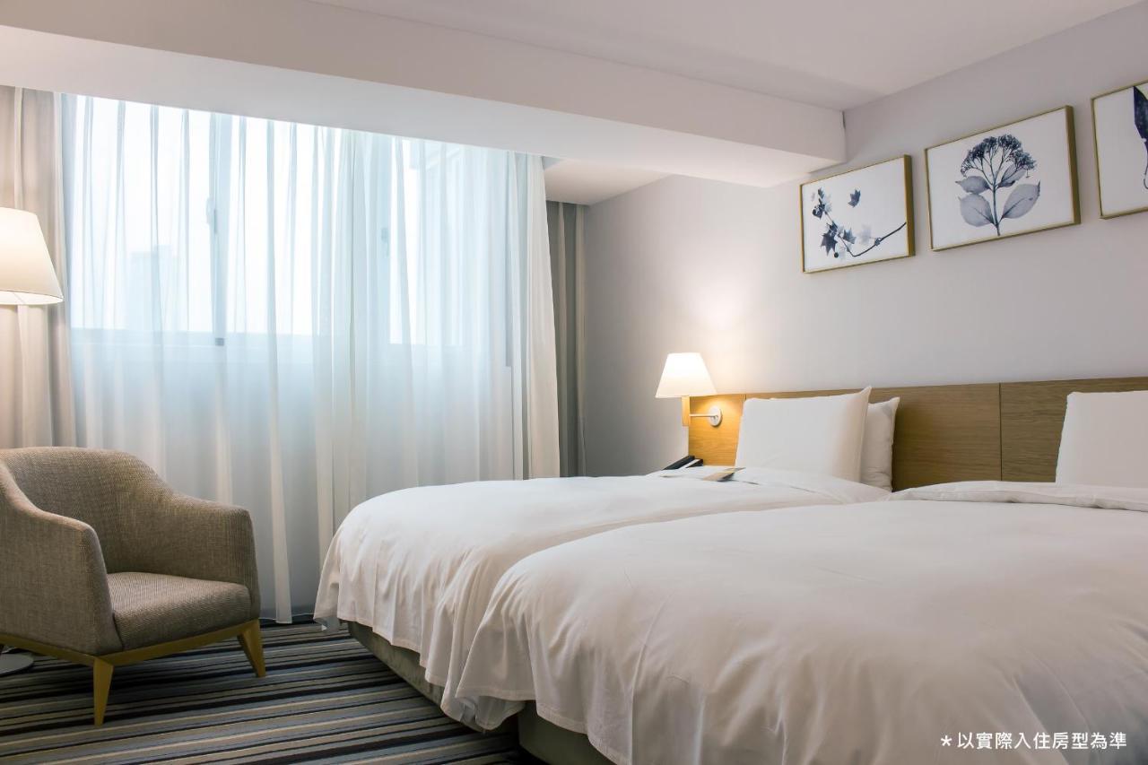 Hotel The Carlton Taichung Exterior foto