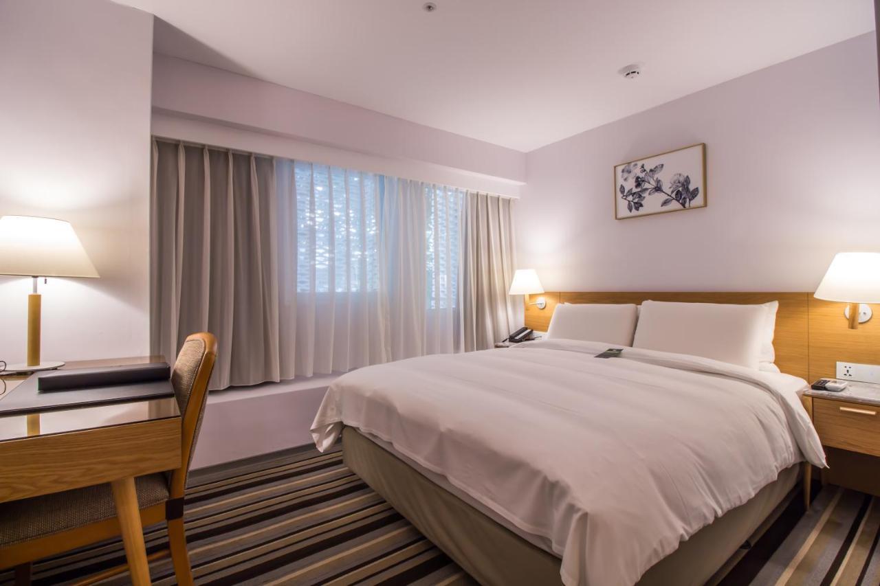 Hotel The Carlton Taichung Exterior foto